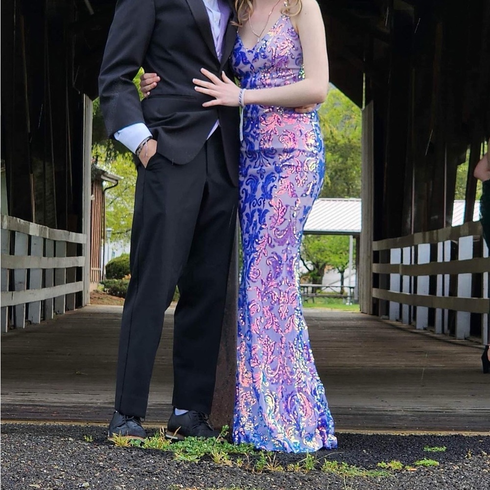 Prom dress. size xs. worn once. Clean. Good condition.